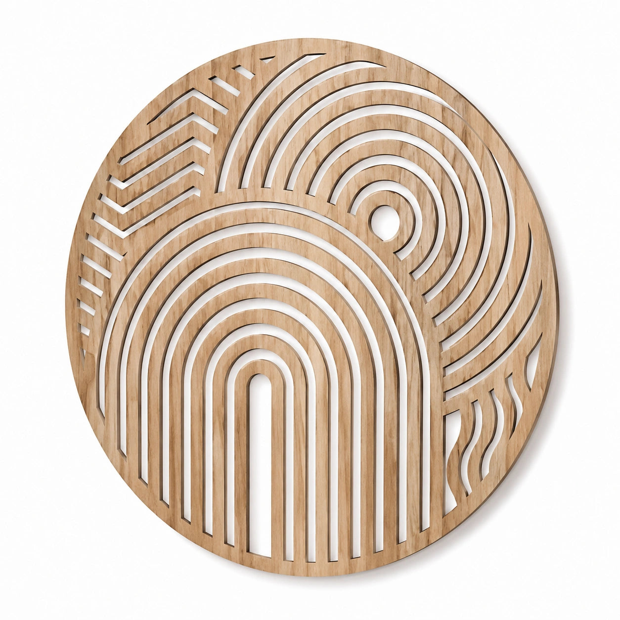 Décoration murale ronde 80 cm en bois naturel motif géométrique ajouré style contemporain